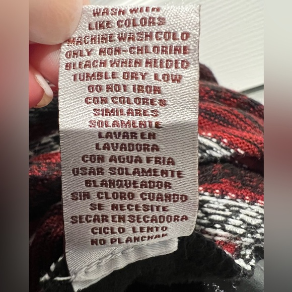 Le Moda Spanish-inspired gorgeous poncho ONE SIZE - Picture 5 of 5